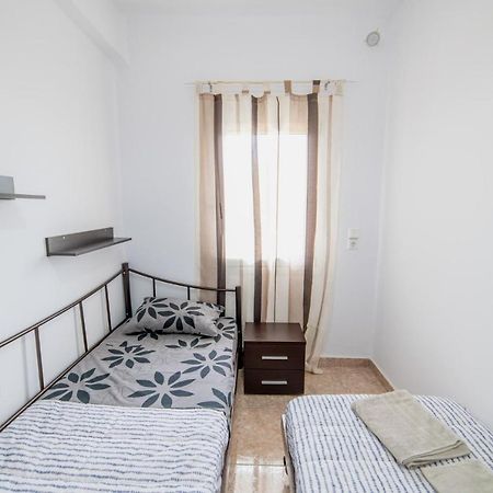 Family Resort 1 Ofrinion Ngoại thất bức ảnh