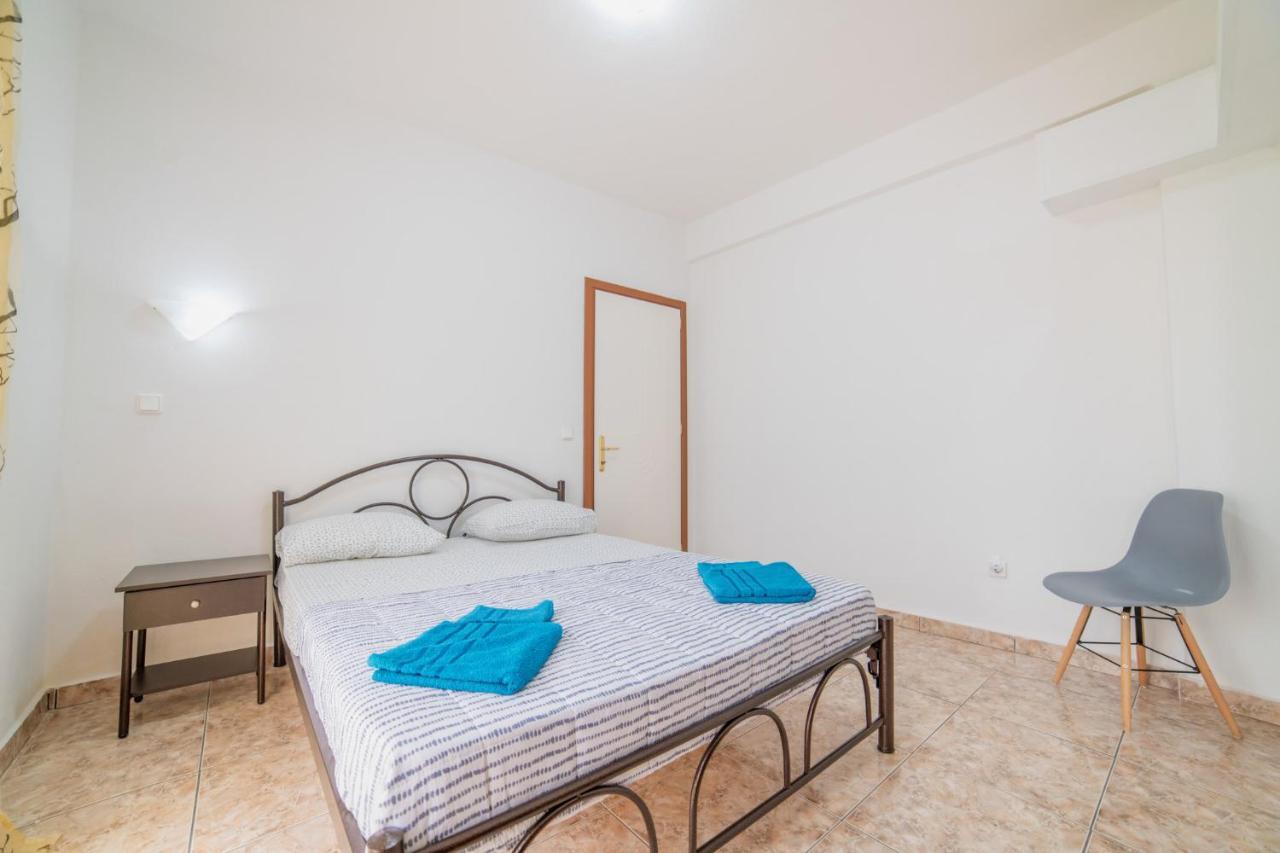 Family Resort 1 Ofrinion Ngoại thất bức ảnh